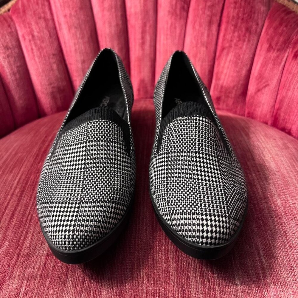 Women's Black & White Houndstooth Slip-On Loafers